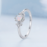 Bague fleur en opale minimaliste avec pierres précieuses Bague en argent sterling 925 pour femme