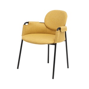 <span class=keywords><strong>Fauteuil</strong></span> rembourré <span class=keywords><strong>jaune</strong></span> moutarde moderne avec pieds en métal noir pour café - Product Image 1