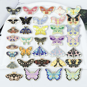 เข็มกลัดโลหะญี่ปุ่นน่ารักขายส่ง ลายผีเสื้อ แมลง การ์ตูน รูปสัตว์ ของตกแต่งงานแต่งงาน ของขวัญ งานหล่อ - Product Image 3