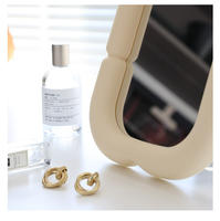 Miroir cosmétique de coiffeuse, miroir de maquillage pour la maison, la chambre, le bureau, pliable, avec cadre en plastique, forme carrée, sur pied ou à suspendre, pour dortoir