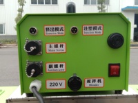 Doseur de colorants industriels automatique pour extrusion et granulation