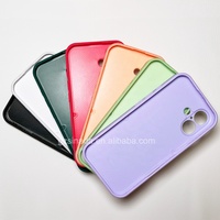 Coques de téléphone portable en aluminium vierge en TPU PC 2D à sublimation colorée en gros pour iPhone 16
