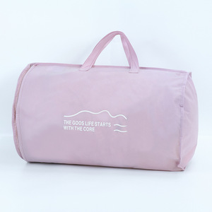 Sacs d'expédition recyclables en polyéthylène coloré orange pour perruques - Product Image 1