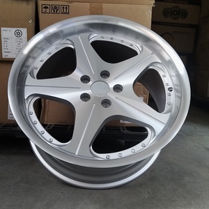 VIP personnalisé 19x95 19 pouces 5x112 5x1143 5 rayons argent machine face <span class=keywords><strong>jantes</strong></span> pour <span class=keywords><strong>hyundai</strong></span> <span class=keywords><strong>tucson</strong></span> 2024 - Product Image 3