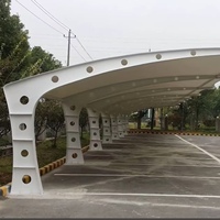 Fabricant de carports solaires BIPV |   Structure en acier galvanisé à chaud pour abri solaire de stationnement extérieur de grande envergure pour projets routiers