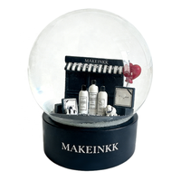 Globe à neige personnalisé MAKEINKK Beauty Store, produits de soin de la peau et décoration en résine de chiot avec base personnalisée