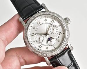 Montre mécanique de créateur tendance et la plus vendue, de qualité supérieure - Product Image 1