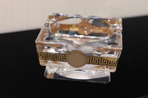 Cenicero de Estilo Europeo para el Hogar, Cenicero Creativo de Cristal con Baño de Oro, Cenicero Decorativo para el Hogar, Cenicero con Diseño de Mariposa - Product Image 4