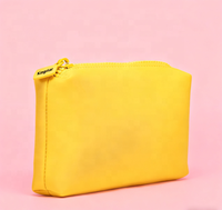 Design personnalisé Nouveau sac à cosmétiques en néoprène matelassé Pochette à maquillage à la mode avec fermeture éclair Trousse de toilette lavable Orange d'été