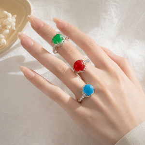 Anello regolabile in stile vintage con apertura, elegante design con pietra verde, gioiello da donna per tutti i giorni - Product Image 2