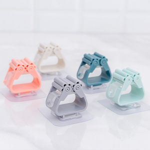 Support de balai pour salle de bain, crochet en plastique durable, style simple, accessoire d'entretien ménager - Product Image 2
