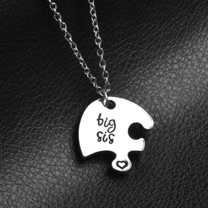 Colgante de plata de ley con forma de rompecabezas para mujer, joyería de estilo familiar con diseño de amor de tres hermanas - Product Image 3