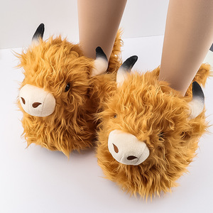 Chaussons Bottes d'Intérieur Antidérapants en Peluche Douce et Moelleuse Motif Vache des Highlands pour Femme, <span class=keywords><strong>Homme</strong></span> et Adulte – Idéal Hiver - Product Image 5