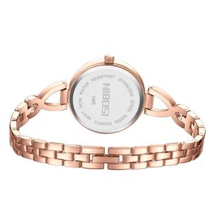 Drioshipping Lujo Señoras Reloj de pulsera de cuarzo Pulsera de diamantes Acero inoxidable Dial de vidrio Logotipo personalizable de moda - Product Image 6