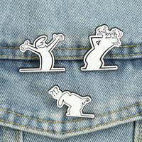 Italienische Komödie-Animationsfiguren Emaille-Pins Lustige Gesichter Dynamische Posen Cartoon-Broschen Anstecknadeln Großhandel