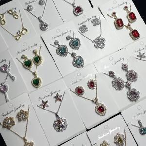 Juego de Joyería de Circonio de Alta Gama al por Mayor para Mujer - Collar y Aretes, Joyería de Moda para Mujer, Precio Económico - Product Image 1