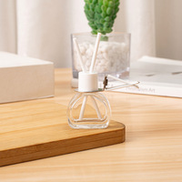 2025 pas cher en Stock Auto pendentif voiture parfum évent pince vide bouteille en verre désodorisant huiles essentielles diffuseur parfum