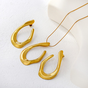 Ensemble collier et boucles d'oreilles en forme de U irrégulière, plaqué or 18 carats, bijoux pour femme, usage quotidien - Product Image 3