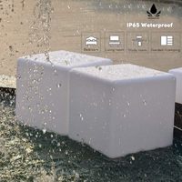 Cubo Luminoso LED Ricaricabile Moderno 40x40cm/50x50cm RGB16 Colori per Casa, Bar e Pub - Resistente all'Acqua