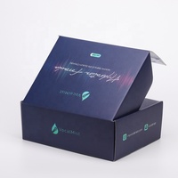 Boîte d'expédition bleue recyclée à fermeture autocollante avec logo personnalisé pour le commerce électronique, carton ondulé E Flute doublé d'éponge pour les chaussettes