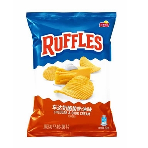 Nouveauté en collations asiatiques : <span class=keywords><strong>chips</strong></span> de pommes de terre <span class=keywords><strong>Ruffles</strong></span> au cheddar et à la crème sure, <span class=keywords><strong>chips</strong></span> de légumes, 82g - Product Image 3