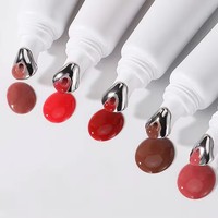 Vente en gros de tubes souples de gloss à lèvres naturel végétalien aux peptides, baume à lèvres SPF, gloss à lèvres à l'acide hyaluronique et gloss à lèvres effet laqué, marque privée