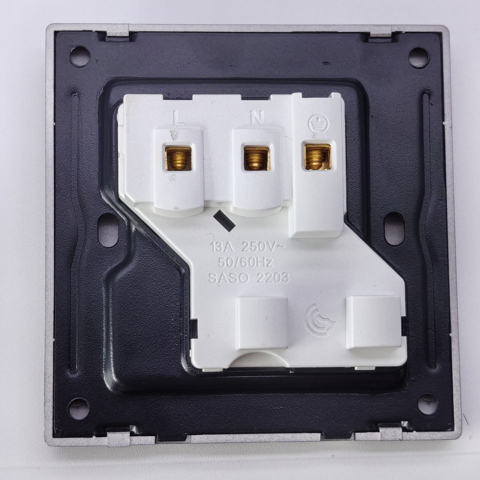 VNX Multi Wall Switch Socket With Light Indicator 3 Pin Universal Sockets and Switch
