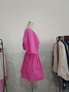 Abito in lino di alta qualità <span class=keywords><strong>davanti</strong></span> tasche <span class=keywords><strong>con</strong></span> <span class=keywords><strong>cerniera</strong></span> nascosta scollo a V vita sottile Logo personalizzato gonna in lino di cotone abito da donna - Product Image 4