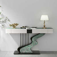Table de porche en pierre, lumière de luxe moderne, créative, tendance, simple, art mural, foyer, table semi-circulaire, vue de profil, armoire décorative