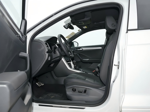 รถยนต์ SUV แฟชั่นทันสมัย 5 ที่นั่ง <span class=keywords><strong>T</strong></span>-<span class=keywords><strong>ROC</strong></span> พวงมาลัยซ้าย มาตรฐานยูโร 6 คุ้มค่า ประหยัด สำหรับครอบครัว สีดำ ดีไซน์สวยงาม สำหรับส่งออก - Product Image 6