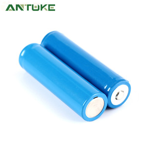 Batterie lithium-ion Antuke 18650 3,7 V 1200 mAh rechargeable avec circuit de protection pour lampe torche - Product Image 1
