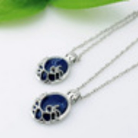 Collier Amulette Vampire Protection Anti-Soleil, Pendentif Bijou Idéal comme Cadeau Promotionnel