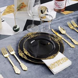 Ensemble de vaisselle jetable : Assiettes blanches à bords dorés, verres à vin en plastique rigide PS, design gaufré, doré sans poussière, style classique - Product Image 3