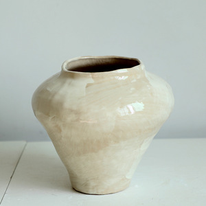 <span class=keywords><strong>Vaso</strong></span> di argilla di lusso fatto a mano <span class=keywords><strong>Beige</strong></span> e crema con finitura bianca lucida moderno stile europeo per interni per uso da tavolo o da pavimento - Product Image 6