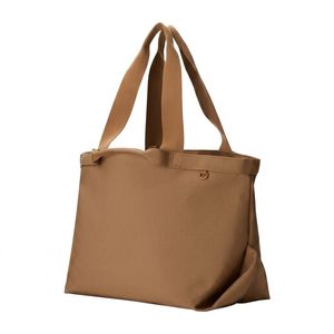 Sac fourre-tout vintage personnalisé pour femme, grand format, en polyester durable, avec logo imprimé sur mesure, idéal pour le shopping et les voyages, pour un usage quotidien - Product Image 4