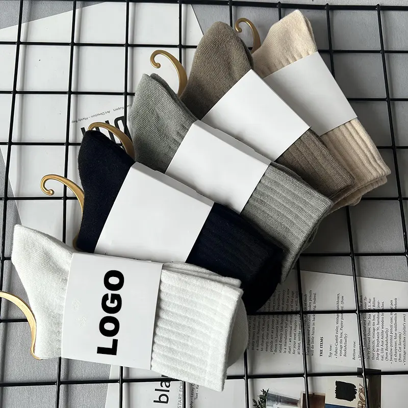 Vente en gros de chaussettes athlétiques en coton streetwear à séchage rapide brodées de haute qualité pour hommes avec design personnalisé