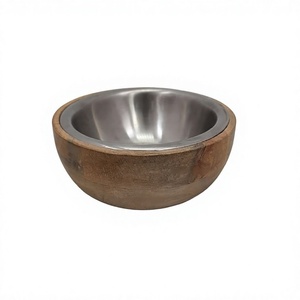 Bol de service en acier inoxydable et en bois pour la table de cuisine, idéal pour servir des fruits, des aliments et des salades à un prix abordable - Product Image 1