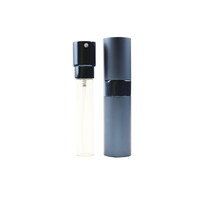 Atomiseur de parfum rechargeable miniature en aluminium noir mat avec logo personnalisé, 5 ml, 8 ml, 10 ml, 15 ml, 20 ml, portable pour les voyages