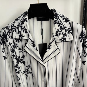 <span class=keywords><strong>Camicia</strong></span> da <span class=keywords><strong>donna</strong></span> elegante a righe <span class=keywords><strong>con</strong></span> stampa floreale in vita a maniche lunghe e pantaloni larghi in vita elastica nuovo abito Casual stile casa - Product Image 3