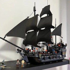 Bateau <span class=keywords><strong>pirate</strong></span> <span class=keywords><strong>des</strong></span> <span class=keywords><strong>Caraïbes</strong></span> Queen Anne's Revenge, modèle Black Pearl, puzzle de construction de bateaux, jouet unisexe à assembler, 40 pièces - Product Image 1