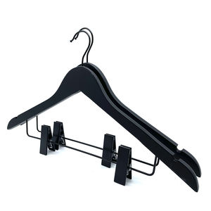 Cintres en bois noir de haute qualité avec logo, fabricant, vente en gros, cintres pour exportation en gros - Product Image 1