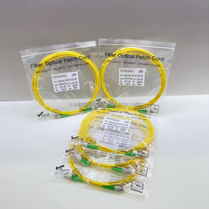 สายแพทช์ไฟเบอร์แบบ Single Mode Simplex ขนาด 3 เมตร FC/APC ต่อ FC/APC ขายร้อนจากโรงงานโดยตรง - Product Image 1