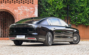 2025 AITO S800 พรีเมียม อีวี - 530 แรงม้า, ความเร็วสูงสุด 200 กม./ชม. ระบบ ADAS ระดับ L2 ชาร์จเร็ว เบาะหนัง 5 ที่นั่ง - Product Image 4