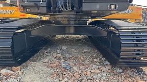 Excavadora VOLVO EC240 Usada de Buena Calidad y Bajas Horas de Trabajo, 24 Toneladas, Motor y Componentes Hidráulicos Originales, Caja de Cambios, Bomba PLC, Rodamientos - Product Image 5