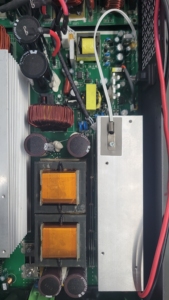 Duy nhất giai đoạn 6000 Wát lai năng lượng mặt trời biến tần 3KW 12KW <span class=keywords><strong>UPS</strong></span> xe biến tần kép AC 48VDC Tấm Pin Mặt Trời cạnh tranh 48V 5KW 10KW giá - Product Image 3