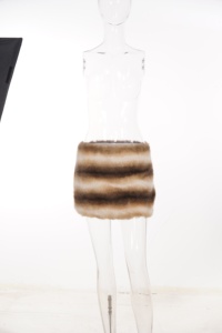 Mini-jupe en fausse fourrure pour femme, rayée, en peluche, taille haute, style A-line, courte, pour l'hiver, décontractée, pour les fêtes, tendance Y2K, streetwear - Product Image 6