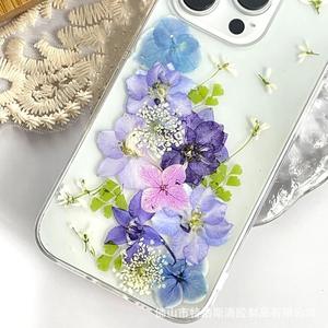 Funda para Teléfono Compatible con iPhone 17/16/15, Diseño de Golondrina Morada Voladora XP901, Hortensia Azul Nueva, Flor Seca Real, Resina Epoxi - Product Image 5