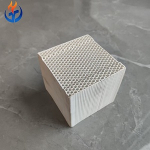 Eccellente capacità di stoccaggio termico Mullite mattoni di accumulo di calore a nido d'ape blocchi Mullite mattoni di fuoco per forni di ceramica - Product Image 1