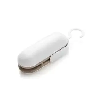 สีดำสีกากี