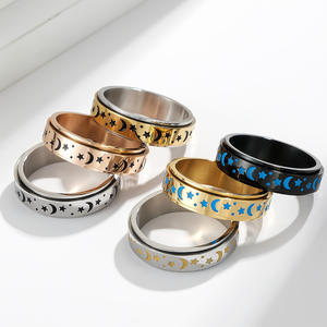 Bague rotative unisexe en acier titane Star Moon, bijou cadeau anti-stress à effet lumineux - Product Image 1